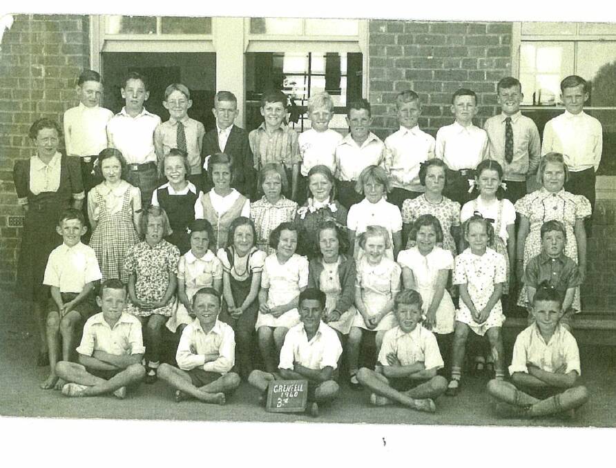 Grenfell Public School Year 3, 1940. Photo contributed.