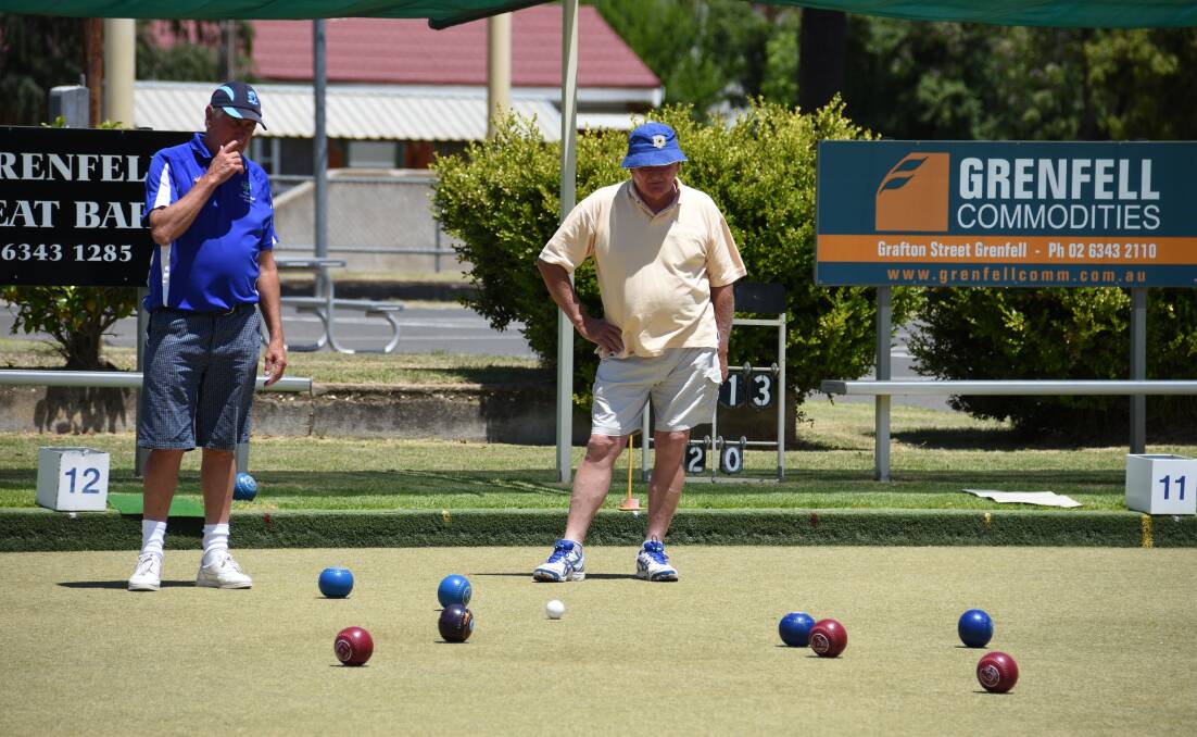 A great afternoon for practice at the Grenfell Bowling Club.