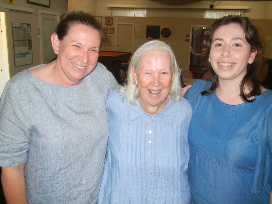 Sylvia Jones (C) with her daughter Felicity (L) and her granddaughter Niahm Crenin at her birthday celebrations.