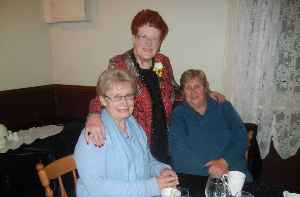 Robyn with her cousins Kay Death and Gwenda Hazell. 