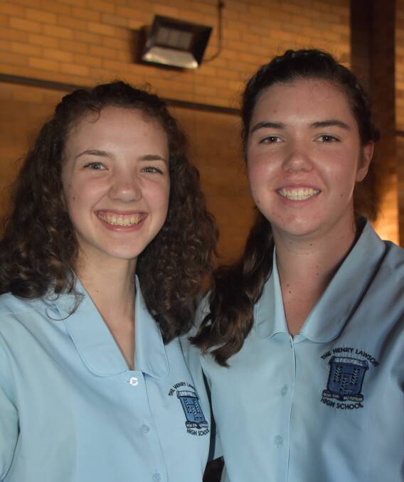 Sarah Knight (L) and Jessica Pereira achieved outstanding results in their HSC exams.  
