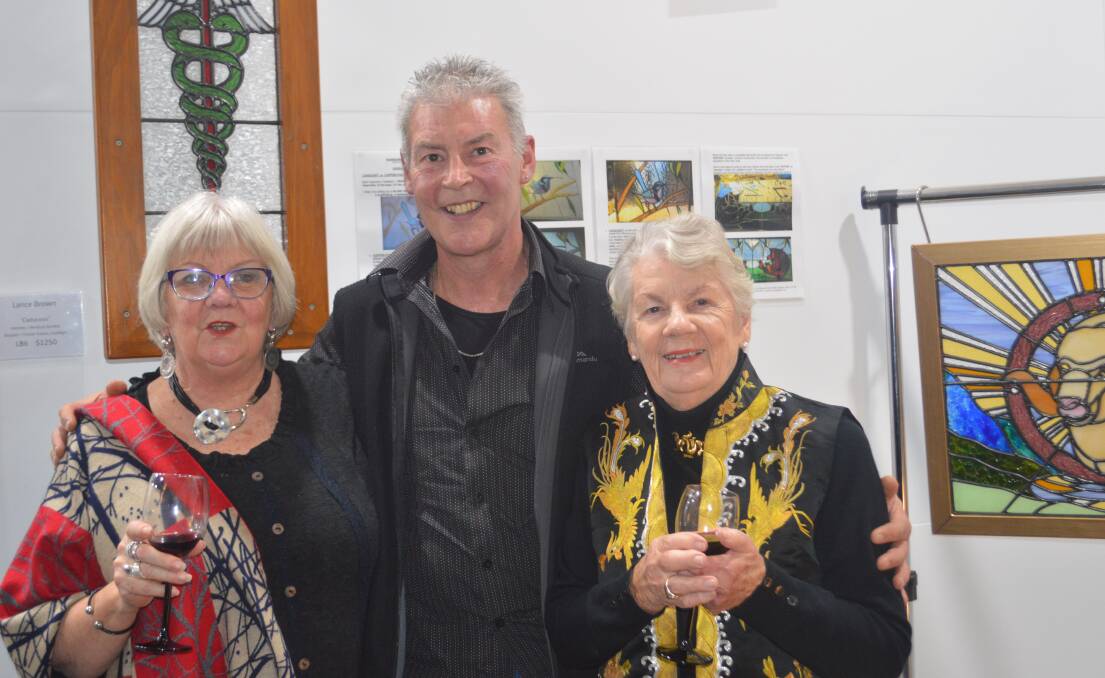 The kangaroo Valley artists Larraine Hahlos, Lance Brown and Dawn Daley at the official Grenfell Art Gallery opening of their exhibition.
