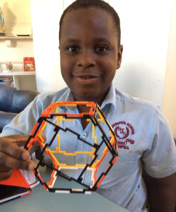Azie has created his own design using geo-shapes.
