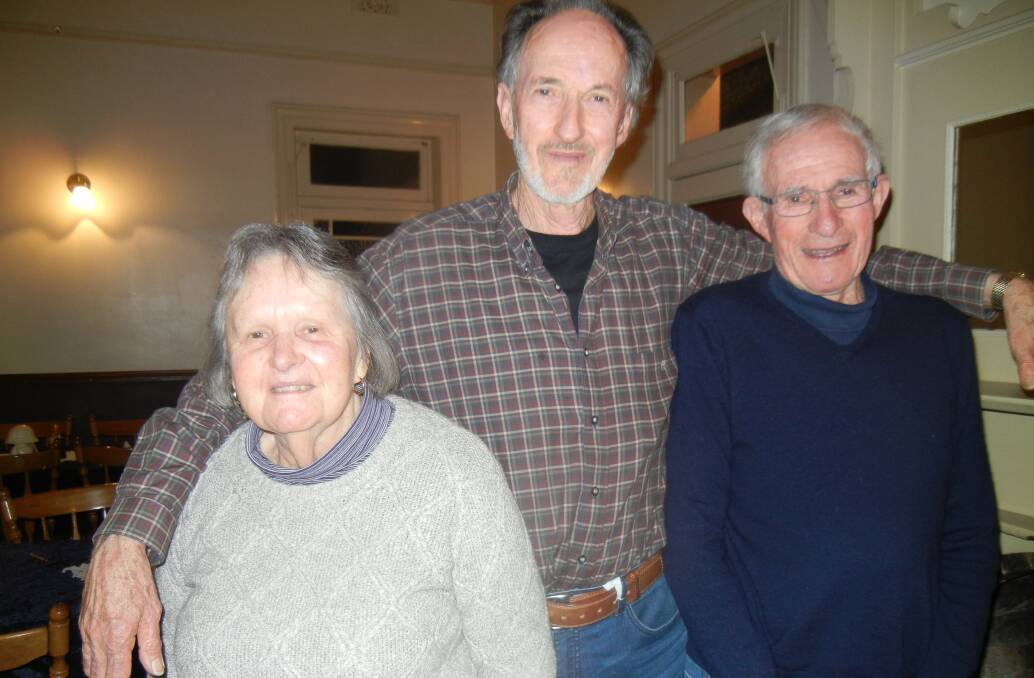 Justyn Armstrong (R) with his brother Warwick and sister in law Jan. 