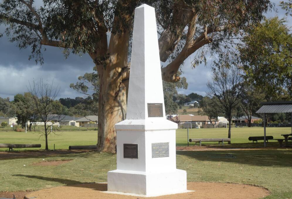 The Grenfell Obelisk marks tribute to the birthplace of Henry Lawson.

