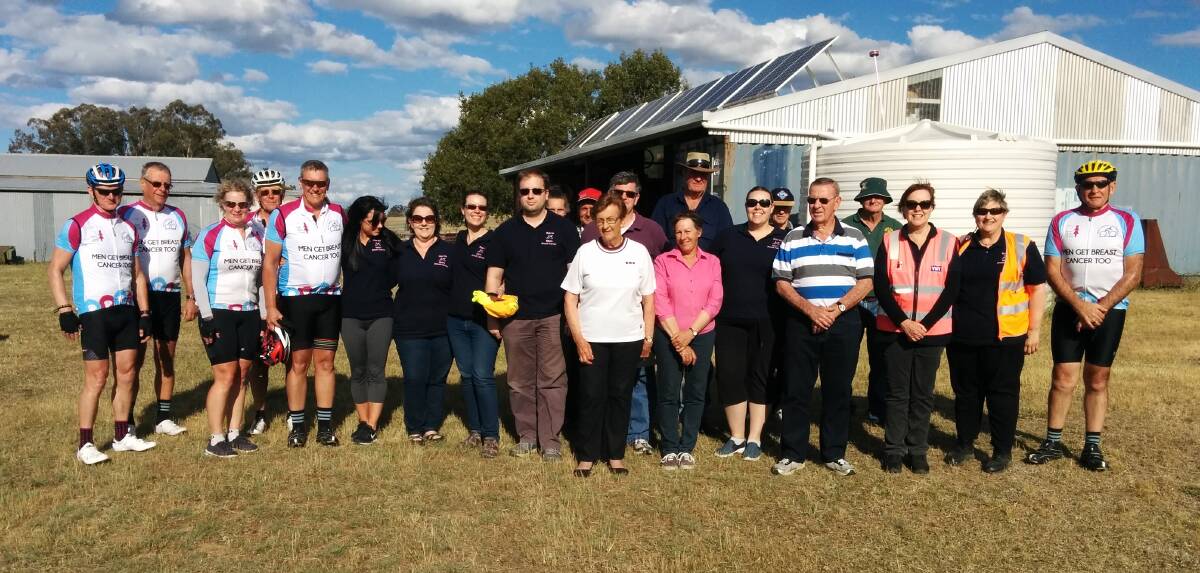 This large group of cyclists and their crew during a visit to Ochre Arch farm before heading to Grenfell on the last leg of their 2017 Men's Breast Cancer awareness ride.