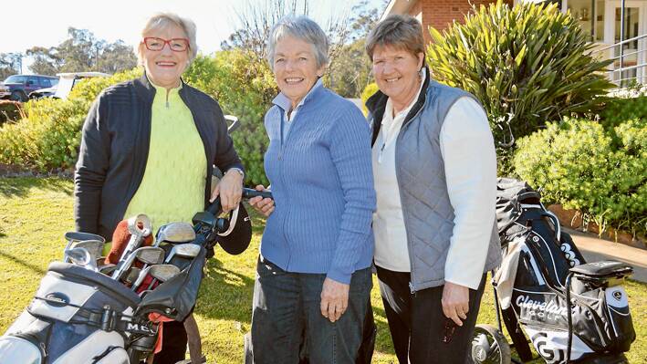At last Sunday’s Ladies’ Open Golf Tournament in Grenfell, and all the way from Cumnock were (l/r) Sue O’Brien, Jan Gibson and Elaine Bates. 