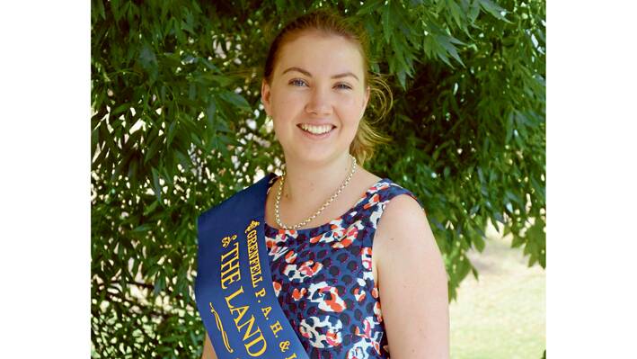 Courtney Taylor, Grenfell's 2014 Showgirl will compete in The Land Sydney Showgirl Zone 6 Final this weekend in Bathurst. 