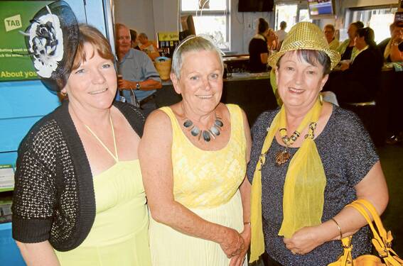 Can Assist Yellow Day Fashion winners  at the Criterion Hotel were (L-R) Kath O’Brien,Lucy Dumbrell and Mary Fanning.