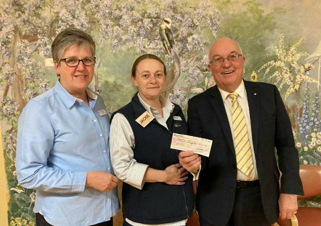 Grenfell Rotary makes presentation to health service