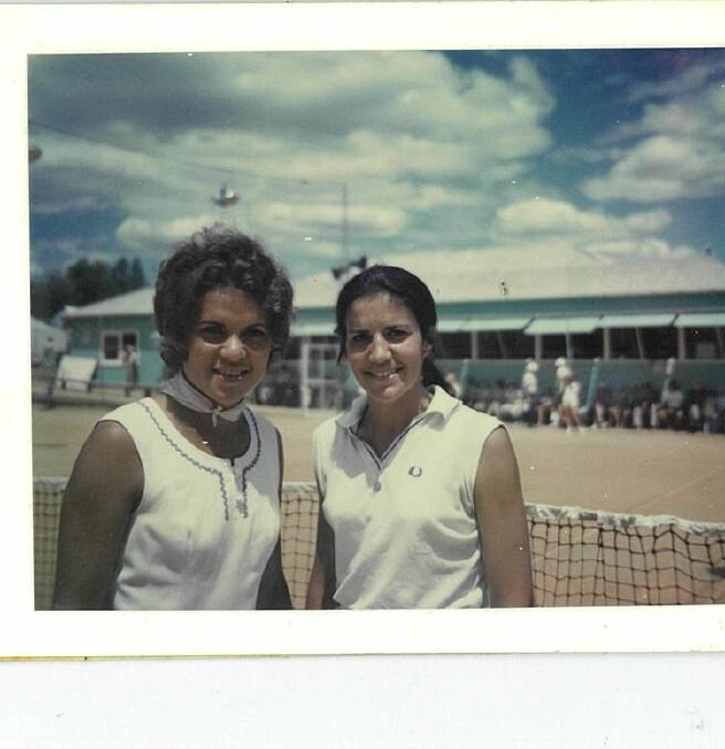 Robyn was umpire for Evonne Goolagong Cawley and Frances Luff's match at St Joseph's Tennis Centre. 