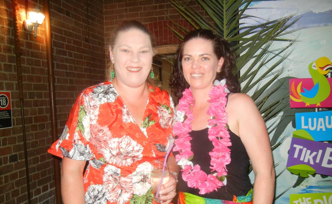Aloha!  Freuin Forsyth and her sister Megan Ray. 