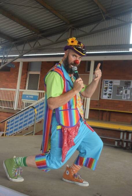Zippo Zappo was was a great commentator at the fete with his hilarious antics.