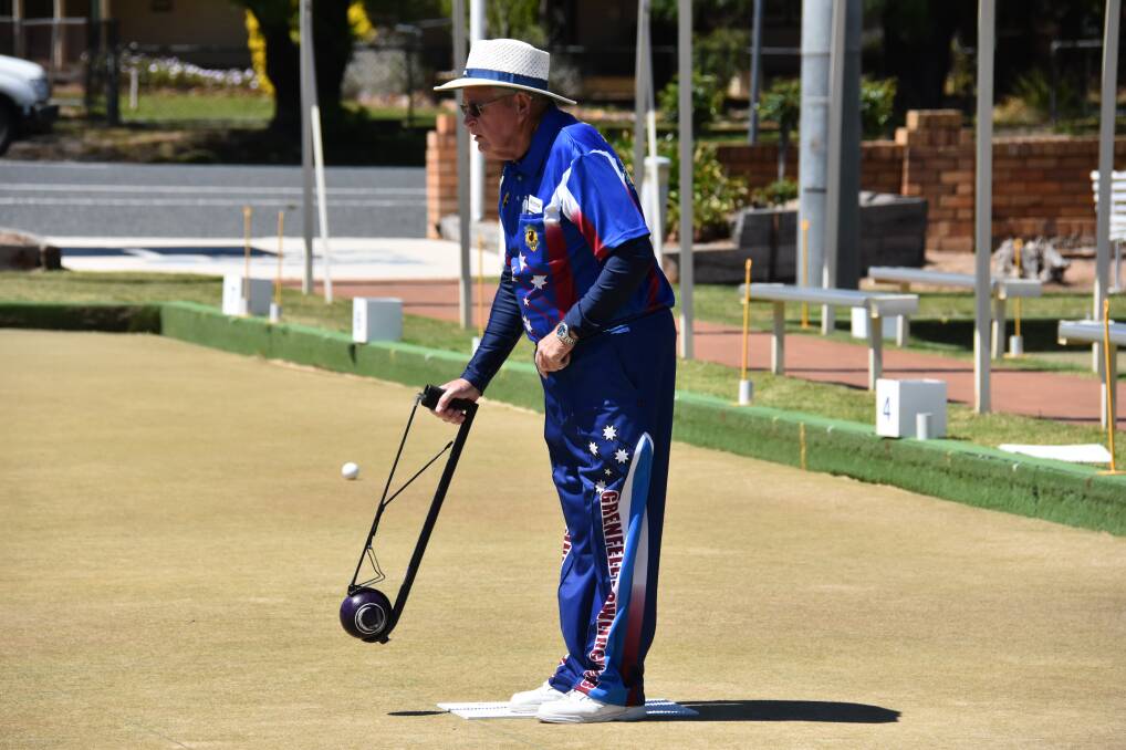Bowls competitions will commence later during the extreme hot weather. 