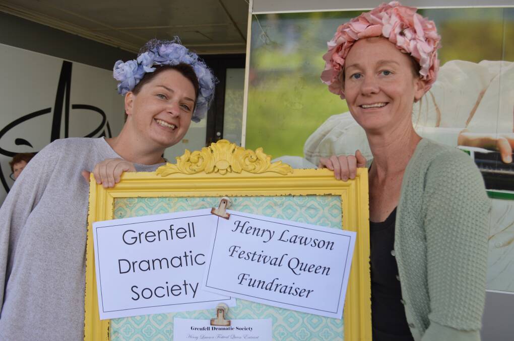Kath Holmes and Kelly Luthje at the Grenfell Dramatic Society Street Stall on April 14. 