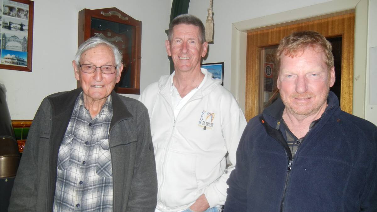 George Hampton with his visitors Trevor Hahn and Graeme Elder.  