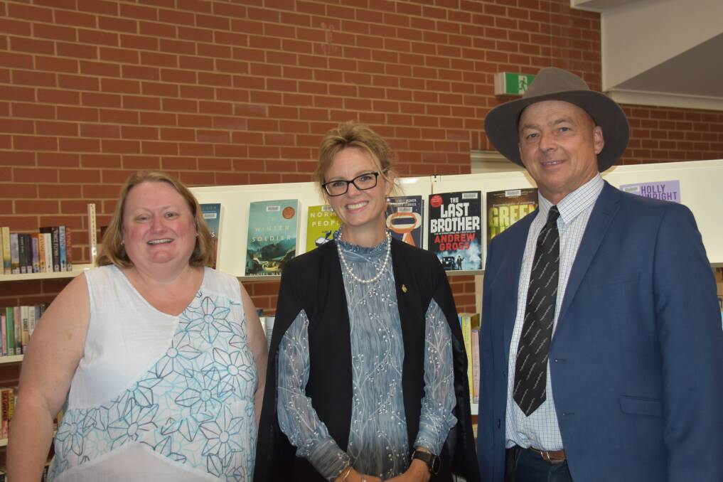 Grenfell librarian Erica Kearnes, Member for Cootamundra Steph Cooke and Weddin Shire mayor Mark Liebich.