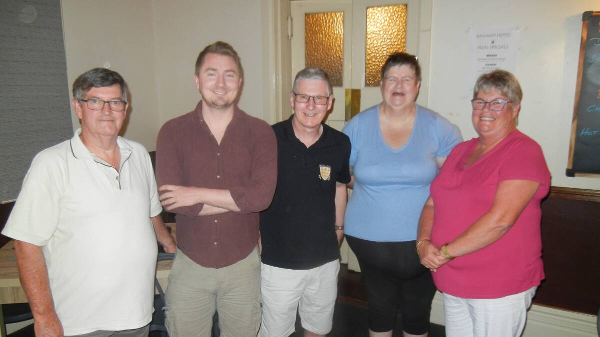 (L-R) David Lee, Tom and John Crosby (from UK), Cathie Lee and Helen Howlett. 