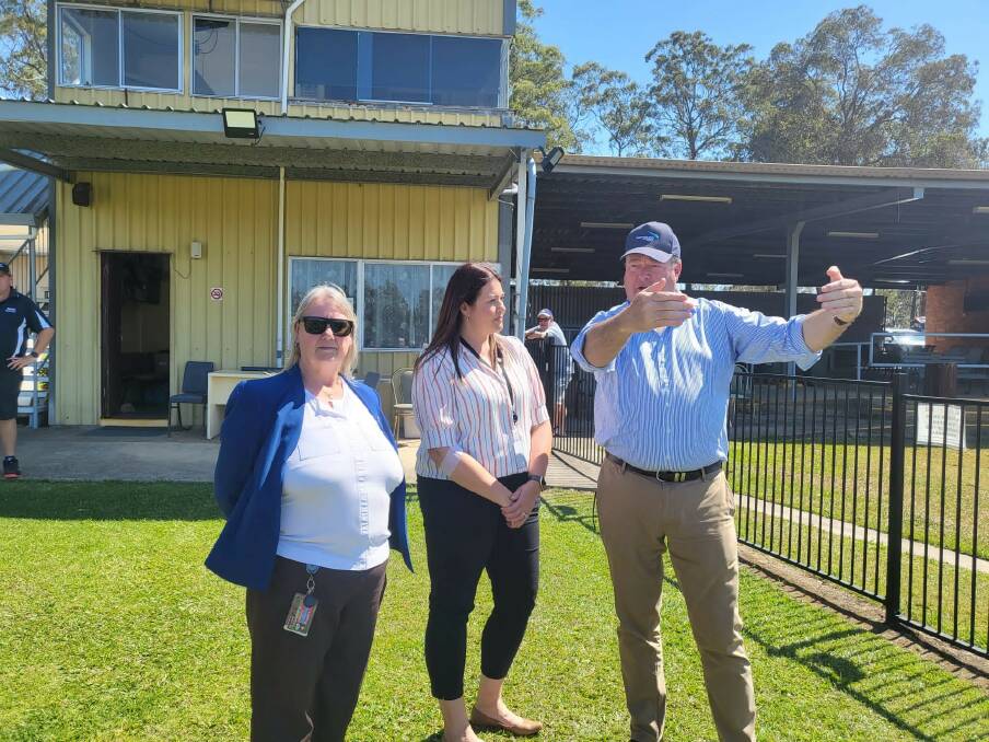 MidCoast mayor Claire Pontin and local member for Myall Lakes Tanya Thompson with GRNSW CEO Rob Macaulay at Taree before work began. Picture supplied