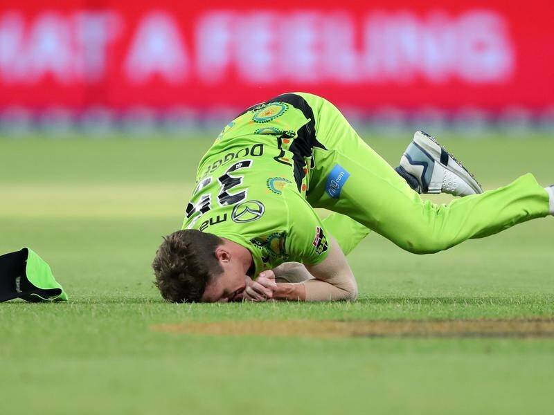 Brendan Doggett grassed three catches in Sydney Thunder's BBL defeat to Perth Scorchers.