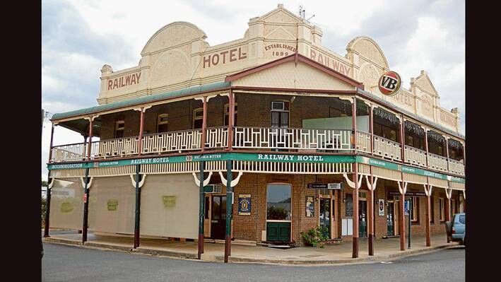 Grenfell's Historic Railway Hotel will celebrate it's centenary Birthday this weekend. Happy 100th Railway. 